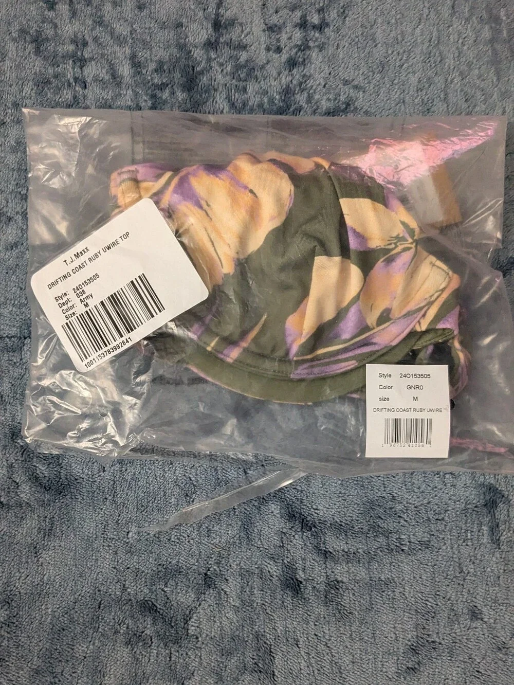 NWT! BILLABONG Drifting Coast Ruby Underwire Swimsuit Top Color Army Size M